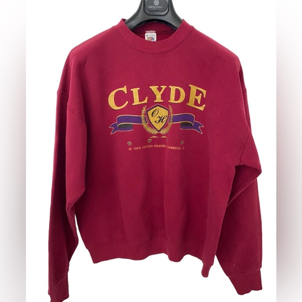 FRUIT OF THE LOOM CLYDE OHIO USA Red Crewneck Long Sleeves Sweatshirt in XL